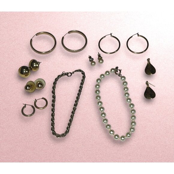 Set Of Gold & Pearl Jewelry - Necklaces Earrings & Bracelets - Vintage-Inspired - Picture 1 of 11